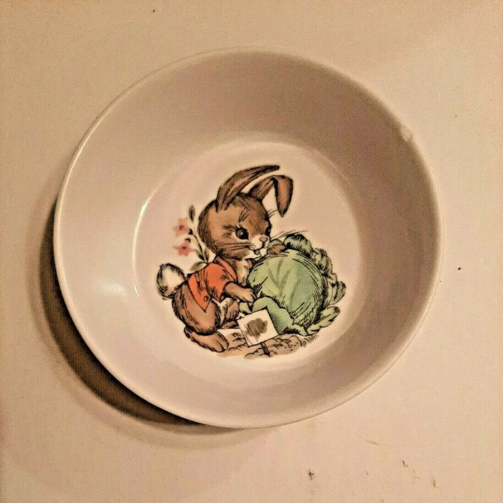 Vintage Oneida Child's Melamine Bunny with Cabbage Bowl AS IS Easter